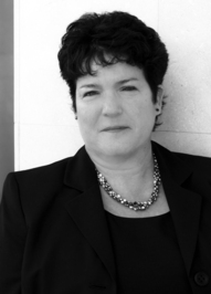 Tracey J. Lyons profile picture