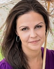 Holly Jennings