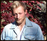 Noah Warren profile picture