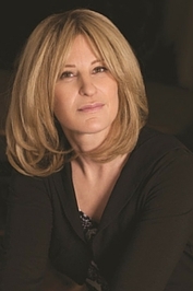 Decca Aitkenhead profile picture