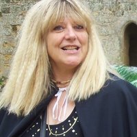 Kathryn  James profile picture