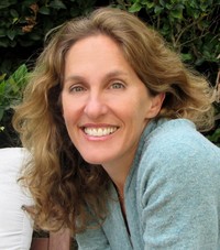 Laura Nicole Diamond