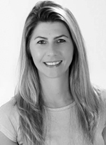 Thaís Janaina Wenczenovicz