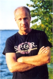 Chris McNaught
