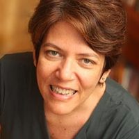 Luciana Sandroni