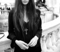 Cami Flores