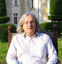 Étienne Ghys