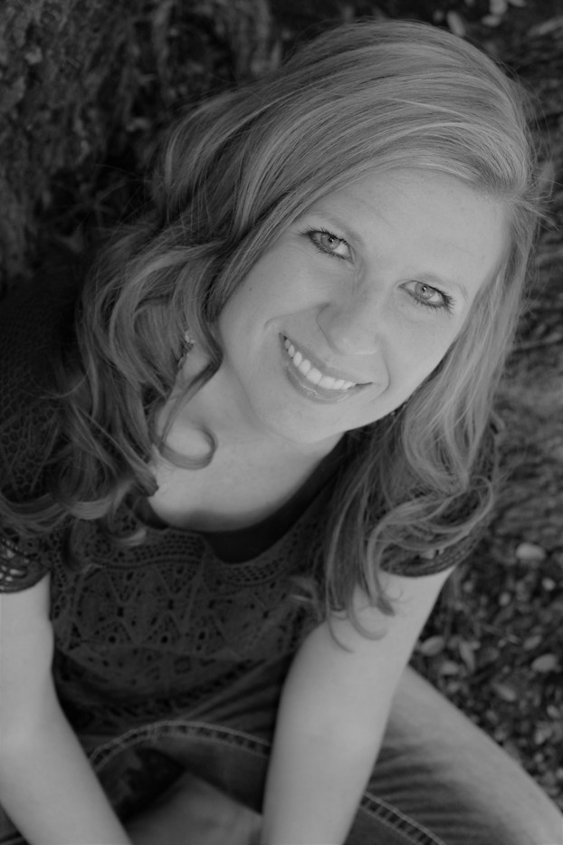 Mary Gray (Author of The Dollhouse Asylum)