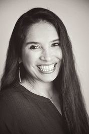 Laura Giles