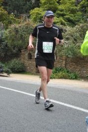 Tom   James