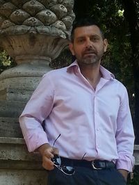 Adriano Angelini Sut