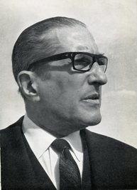 Tomás Borrás