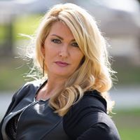 Eve Porinchak