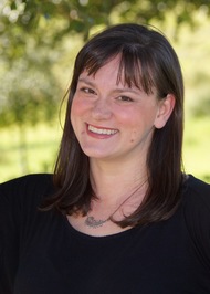 Eva  Moore profile picture