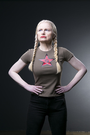 Helen Razer profile picture