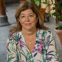 Ana Larraz Gale