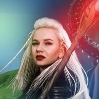 C. Gold profile picture