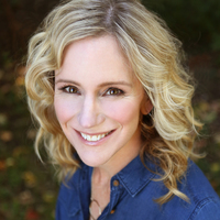 Liz Lee Heinecke profile picture