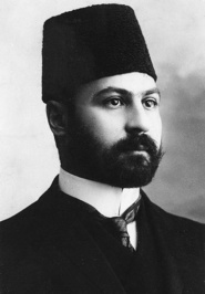 حسن پیرنیا