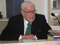 Türkkaya Ataöv