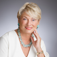 Patricia Hunt Holmes