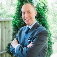 Brian  Lowe