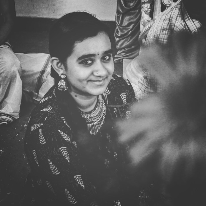 Bhavini Vijayanathan (Author of BROKEN)