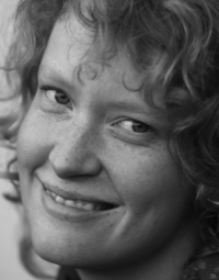 Ursula Janssen Author Of The Emir S Trace