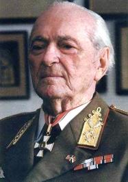 Béla K. Király