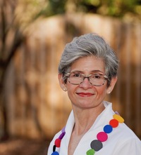 Lulu Delacre profile picture