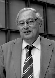 Bertrand Badie profile picture