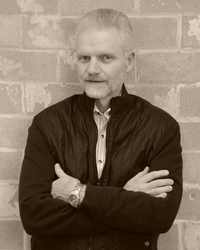 Scott    Johnson