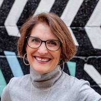 Julie Bogart profile picture