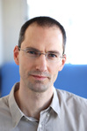 Gareth Hinds