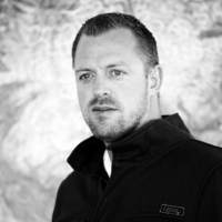 Justin    Jones