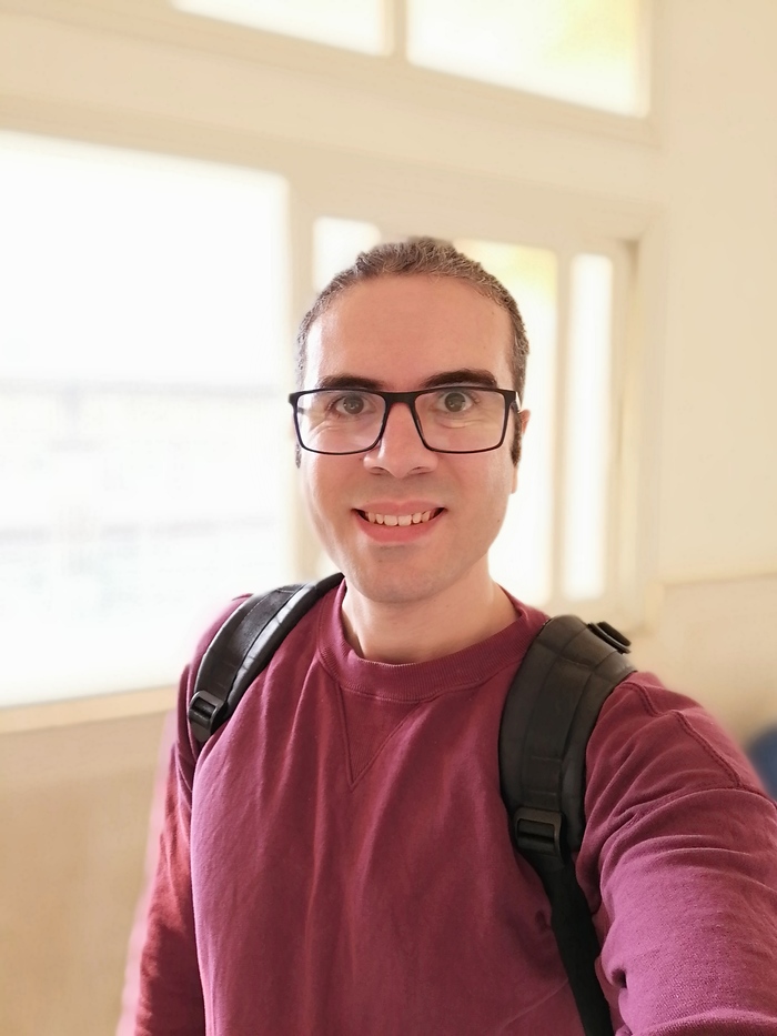 Mohamed Taher (Author of نِ دَ ا)