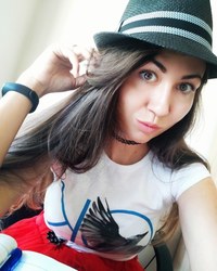 Милена Михова