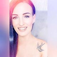Esme Devlin profile picture