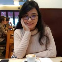 یاسمن میرزاپور