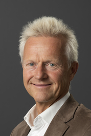 Stefan  Folster
