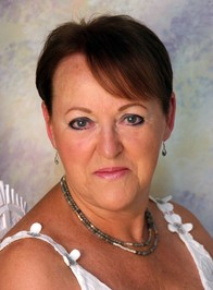 Lorraine Mace profile picture