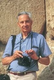 Henri Stierlin profile picture