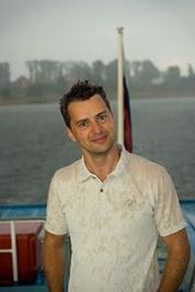 Денис Старк