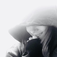 Eden Hart ( of Broken Heartbeats)