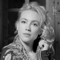 Charlotte Service-Longépé