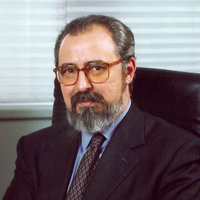 Julio Gil Pecharromán