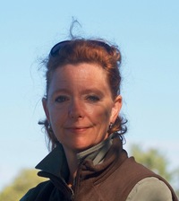Jo  Oliver