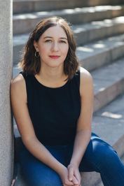 Nicola DeRobertis-Theye profile picture