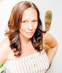 Eve Cabanel