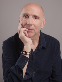 Uki Goñi profile picture